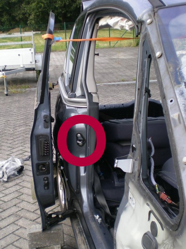 Anomalie portes électriques - aucun bouton ne fonctionne - Forum Peugeot  1007